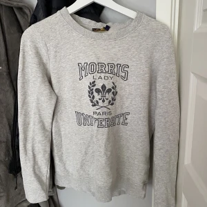 Morris tröja  - En Morris tröja men bra kvalite o bra kvalite på trycket, inte skadad eller sönder någonstans. Inte använt på ett bra tag då jag inte får tillfälle för de. Priset kan diskuteras  Nypris:1000kr 