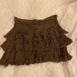Brun kyol - Säljer denna coola bruna kjol!🎀