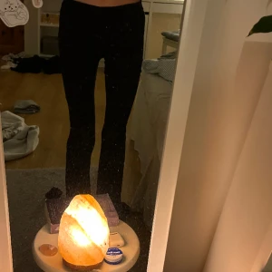 Yogabyxor - Svarta yogabyxor från lager 157 i S. Säljer för jag inte andvänder de, har blivit andvända ett fåtal gånger. Skriv vid fler frågor