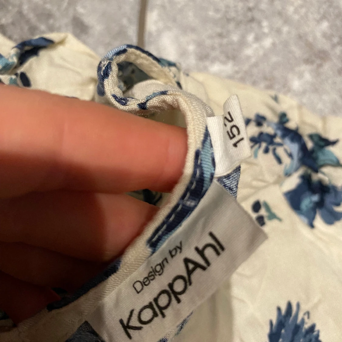 Blusskjorta stl.152 - 2