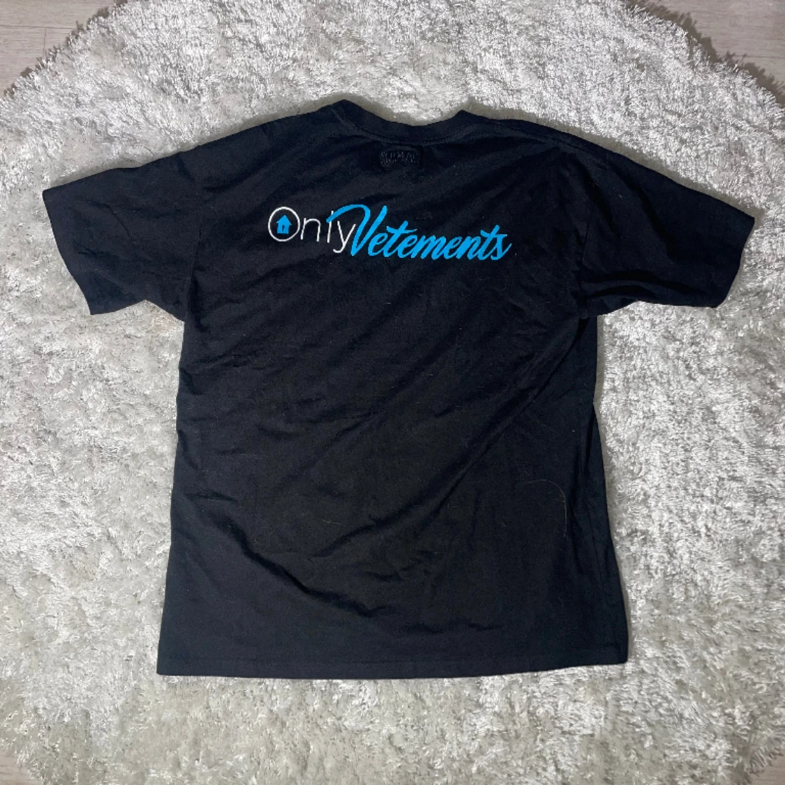 Vetements Tee - 90