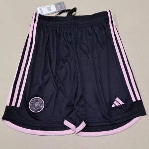 Helt nya Inter Miami shorts i storlek M.