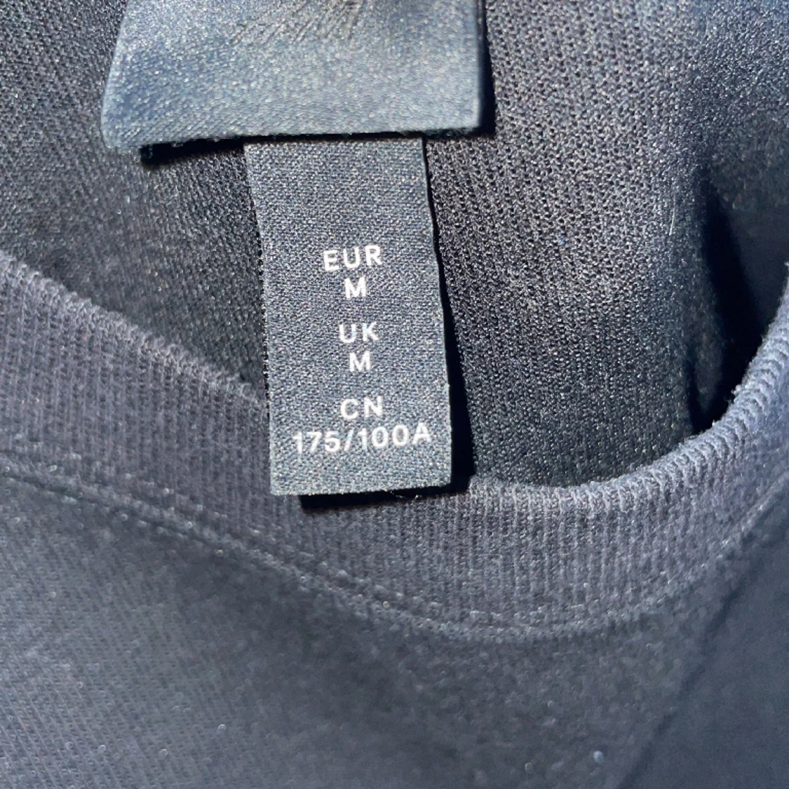 Sweatshirt med tryck - 91