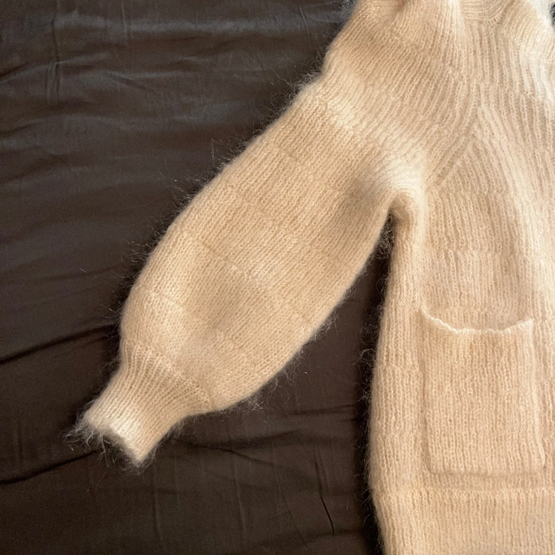 Vit stickad kofta - 90