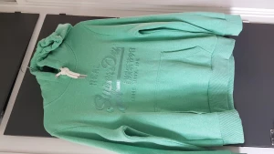 Luvtröja - Superfin mjuk luvtröja använd 1 gång