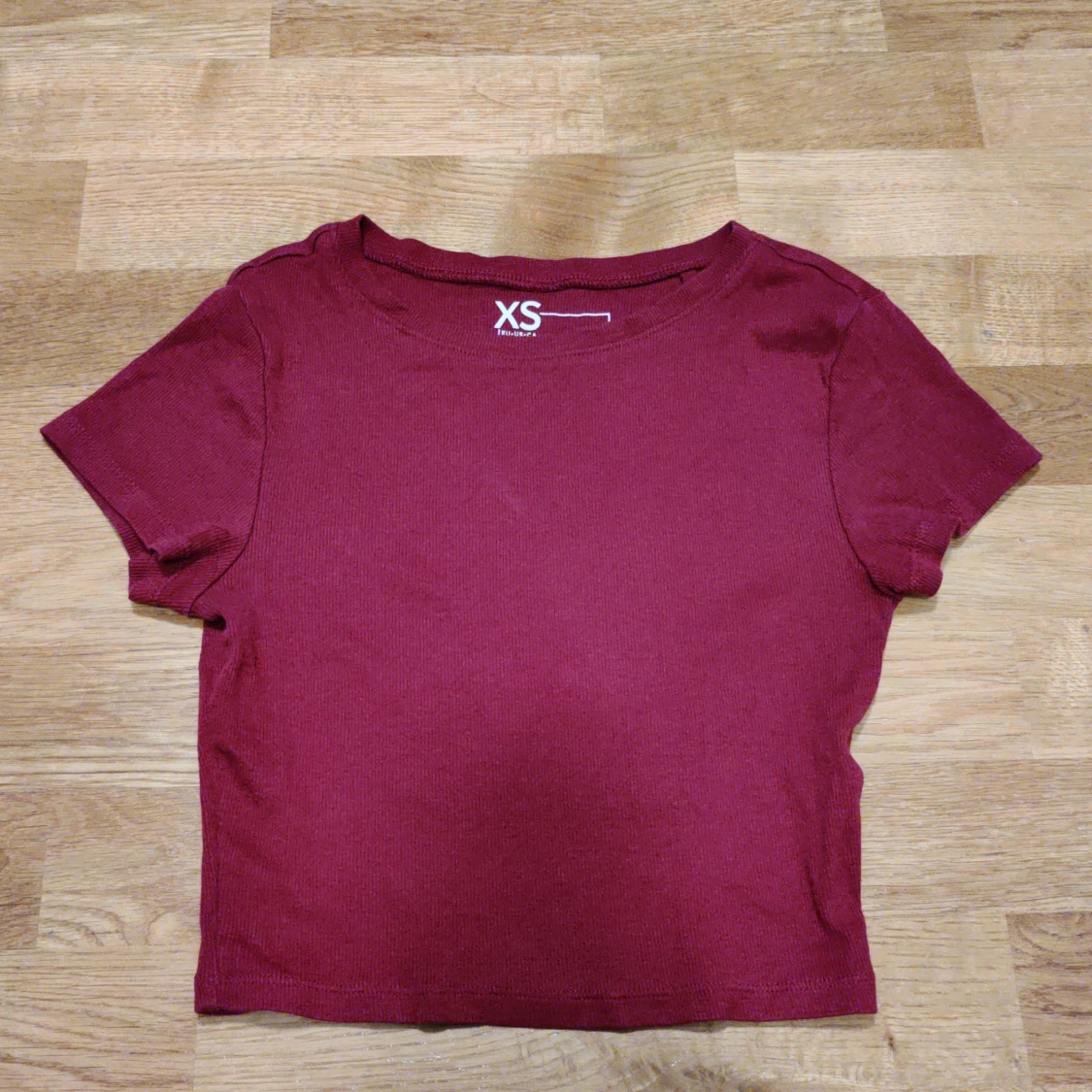 Söt basic röd topp