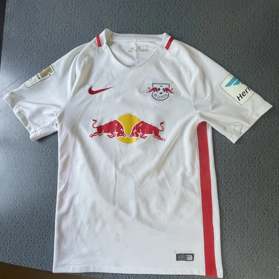 Forsberg Leipzig fotbollströja