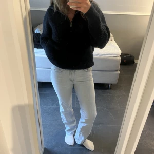 jeans - Lågmidjade jeans från bikbok❤️‍🔥