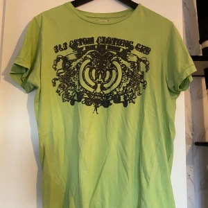 graphic t-shirt  - köpt second hand men har själv aldrig använt den 