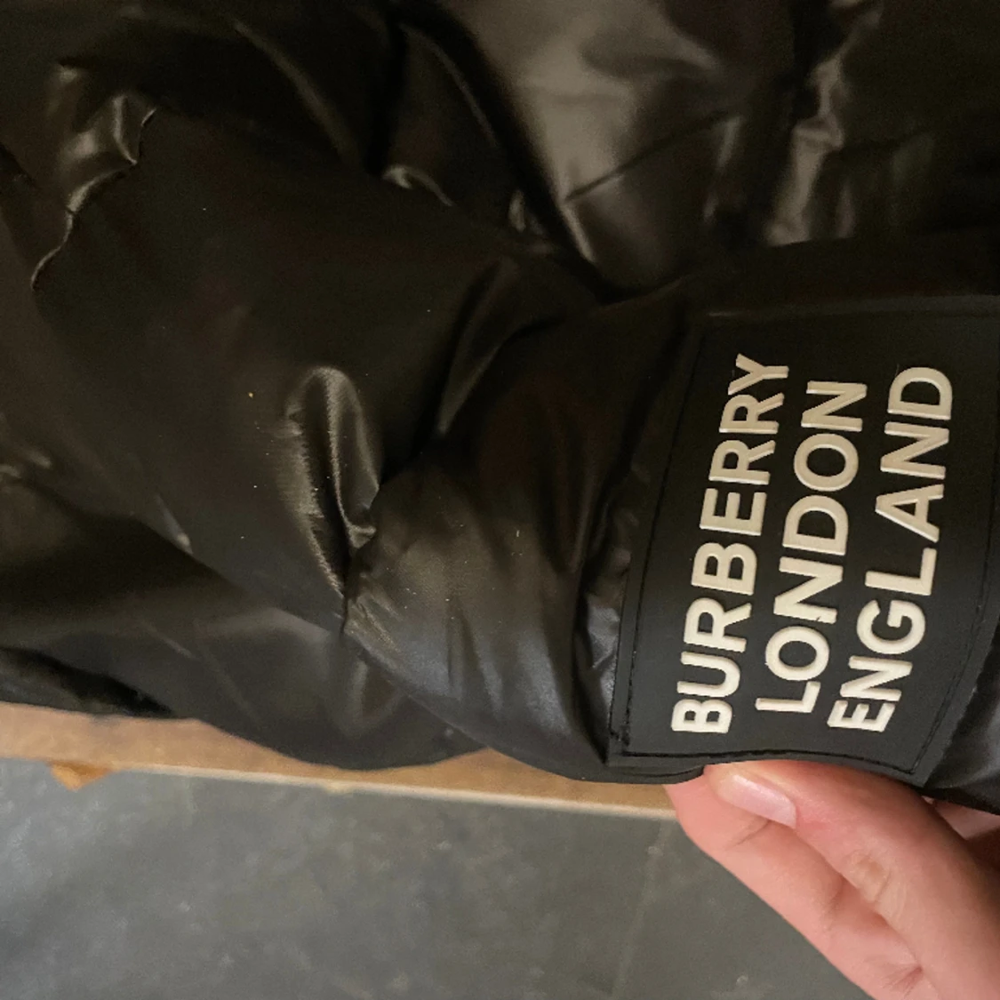 Burberry jacka  - 90