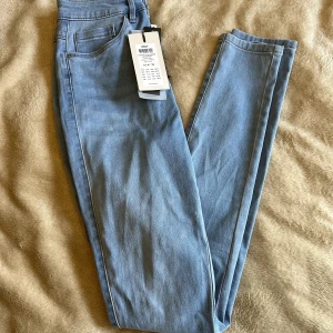 Jeans från Only - Jeans aldrig använda från Only. Därmed nyskick. Storlek S/”32