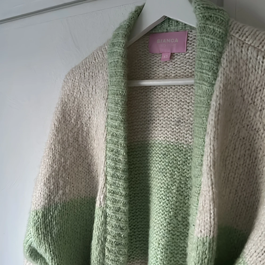 Stickad oversized kofta - 90