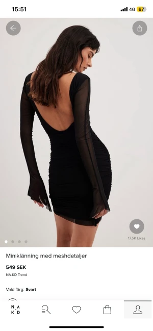 Svart miniklänning  - Svart miniklänning med djup rygg från NA-KD. Helt oanvänd, prislappen kvar! Storlek M, stretchigt tyg!