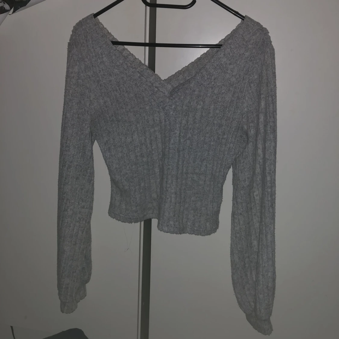 Grå långärmad tröja - 90