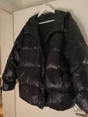 Pufferjacka  - Oversize svart  puffer stl L Nyskick 