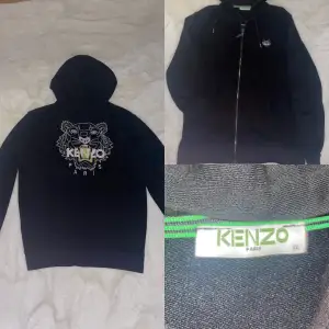 Hej säljer min killes Kenzo tröja då den inte kommer till användning  -600kr  -stl Xl (M)