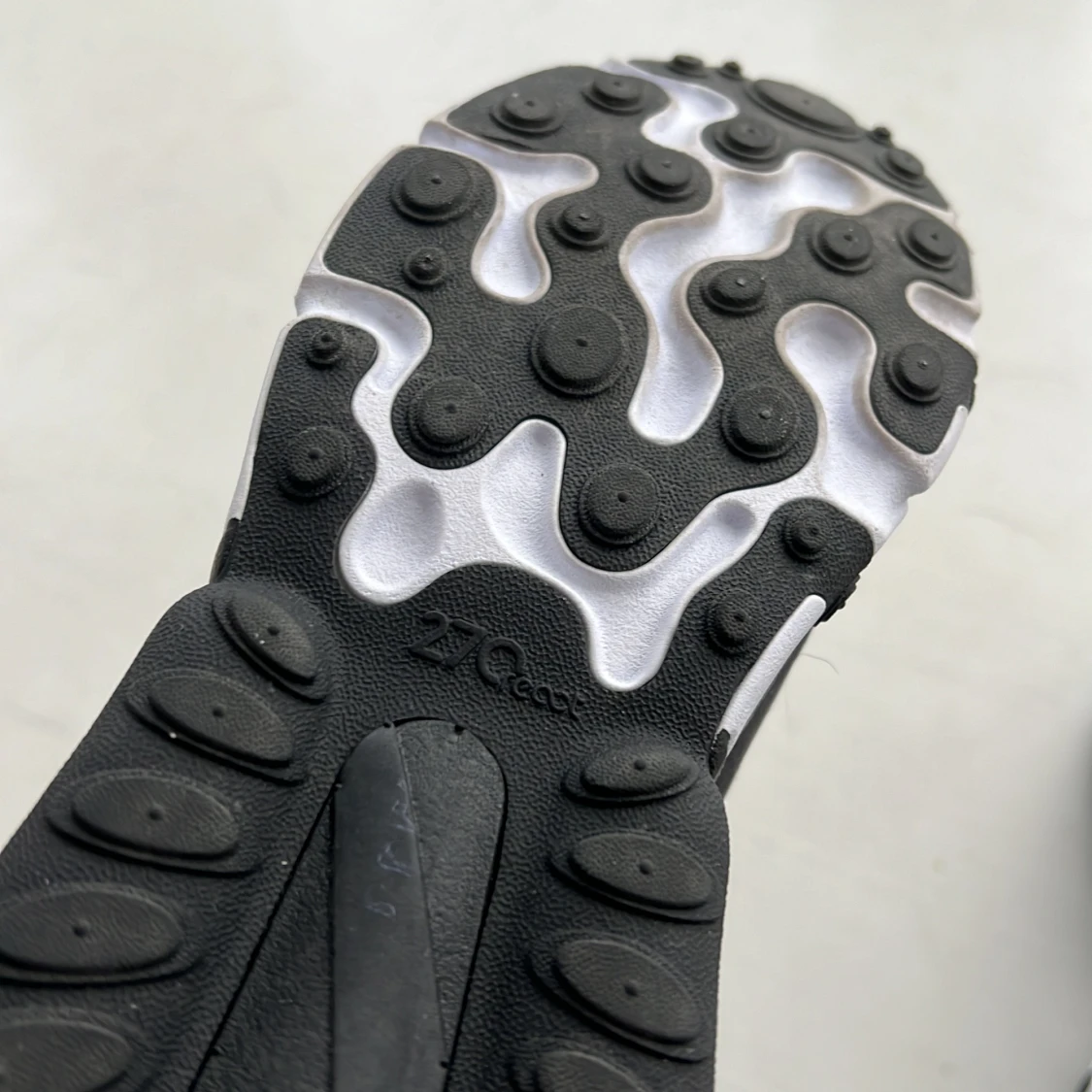 Nike Air Max 270 react  - 91