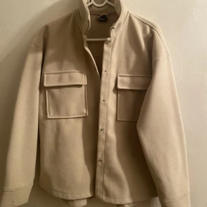 Kappa  - Kappa från gina, otroligt fin men kommer inte till användning💕