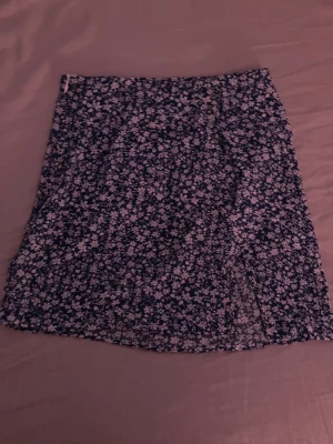 Kjol  - Kjol från shein storlek XS