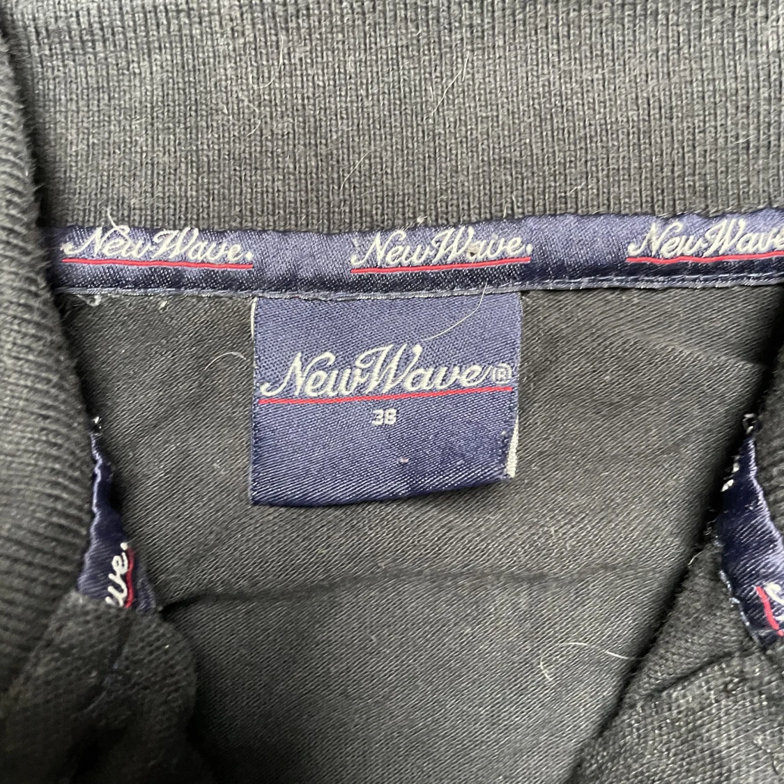 Svart vit piké  - 90