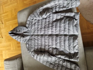 Mckinley dunjacka - Säljer en dunjacka av märket Mckinley i fint skick. Köptes i vintras