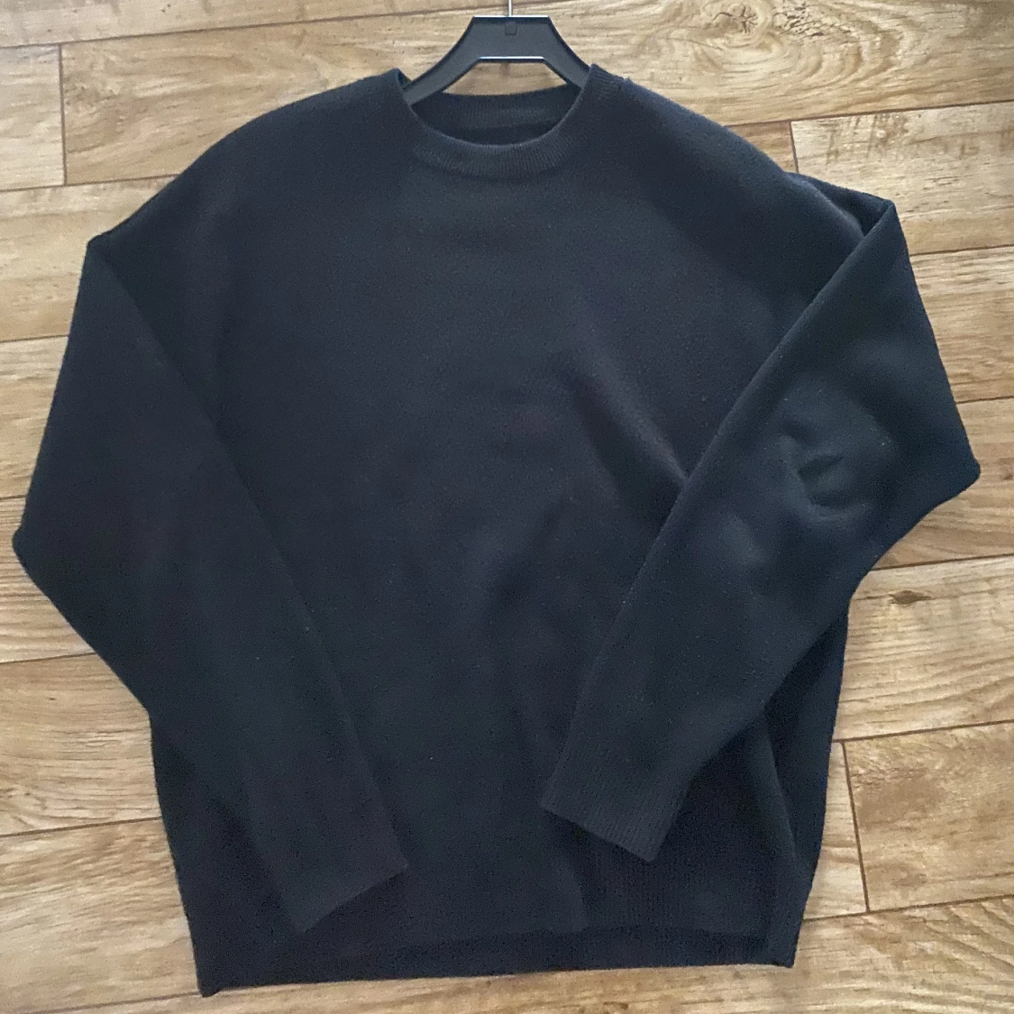 Stickad tröja svart - 90