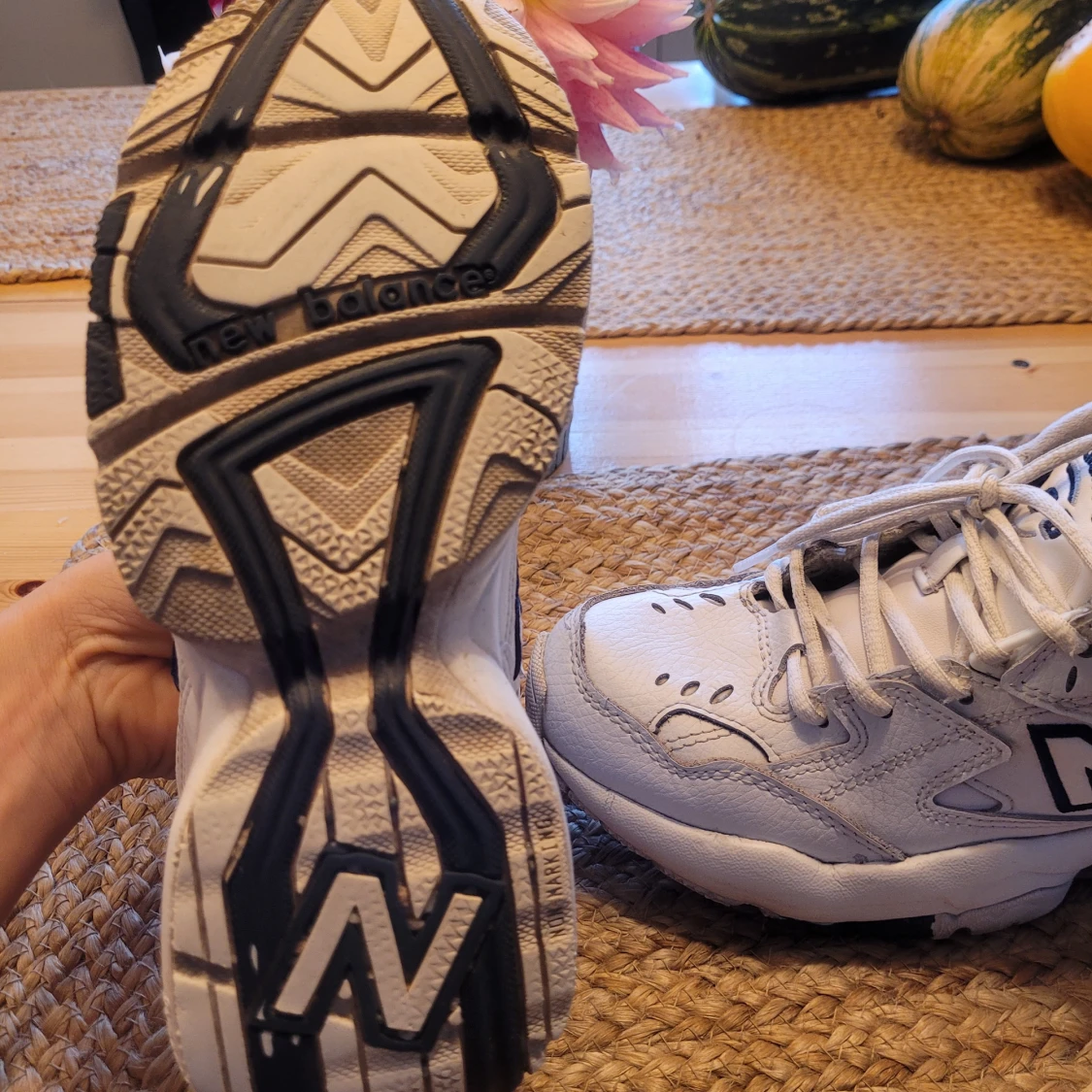 New Balance 608