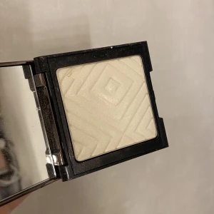 highlighter  - makeup geek