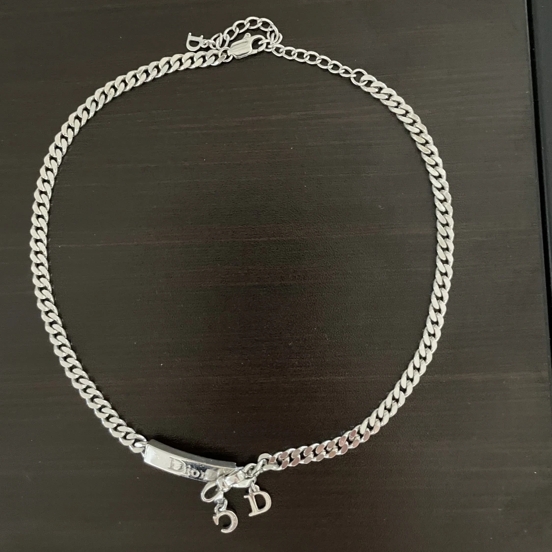 Halsband från Dior