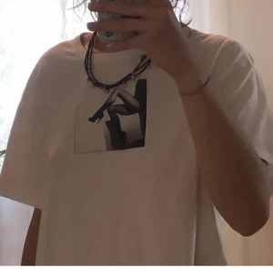 STAY t-shirt - Säljer en STAY t-shirt från Carlings  Det är storlek M men den är ganska liten 