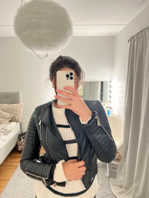 Skinnjacka  - Nyskick 