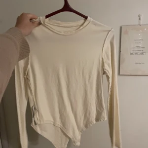 Vit body - Bra skick men kommer tyvärr inte till användning 🤍⭐️🌟