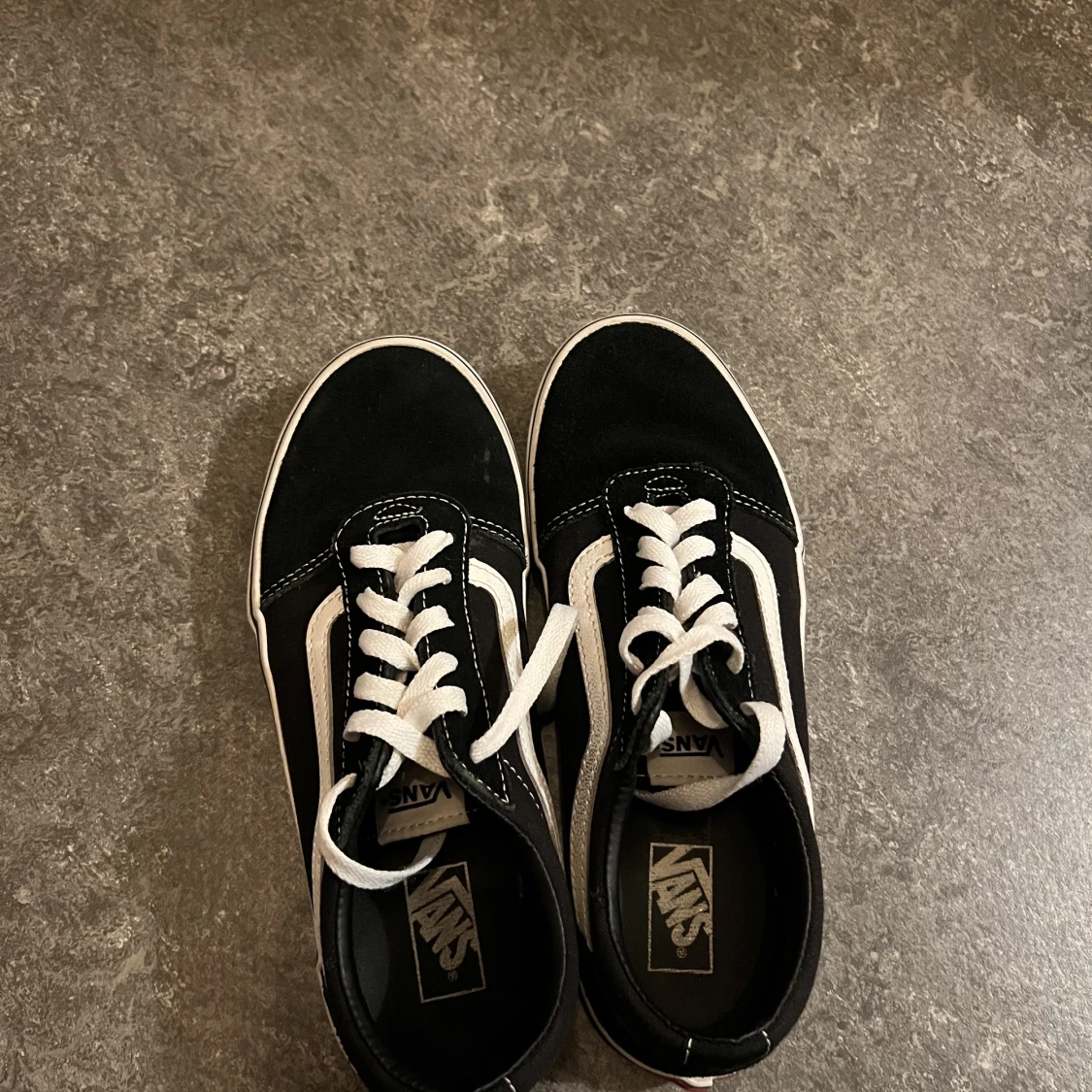 Vans skor 350kr