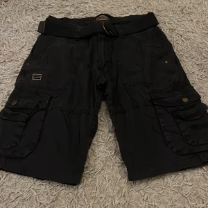 Shorts  - Ett par jättefina Norway expedition shorts i ett jätte fint skick. Orginal pris 1000 säljer för 500 