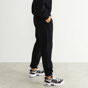 Sweatpants - Lågmidjade mjukis från gina tricot. Knappt använd så i mycket bra skick😊