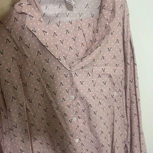 Victoria secret pyjamas - Skriv privat