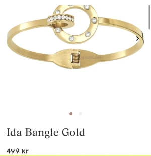 Edblad armband  - Edblad armband säljer båda guld och silver, 1 för 350 kr båda för 600  Pris går att diskutera 🤍 Guldiga finns kvar 🤍