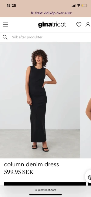 Jeansklänning - Helt ny jeansklänning ”Column denim dress” från Gina tricot! Endast testad och med prislapp kvar. Säljes eftersom jag glömde bort att lämna bort i tid! 