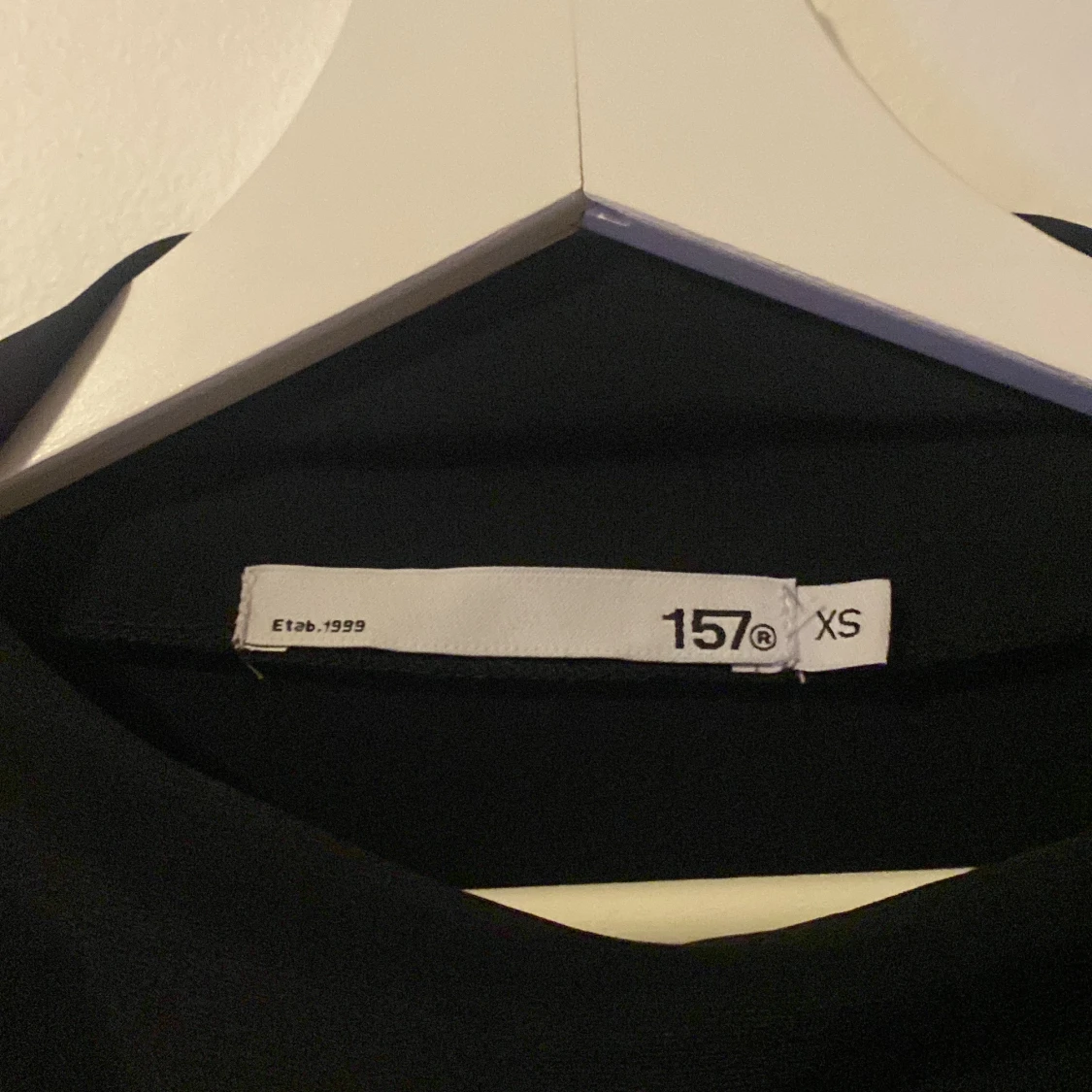 Svart långärmad  - 91