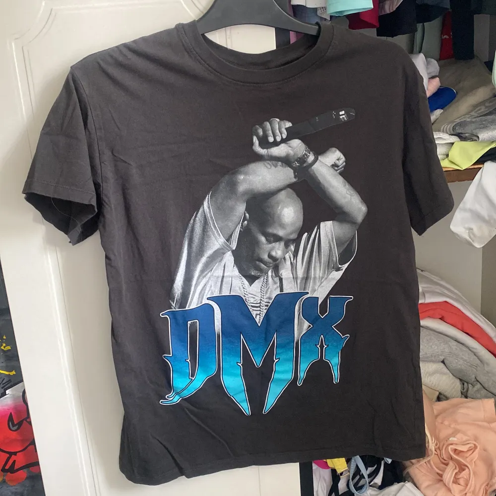 Dmx t-shirt, liknar tupacs💕. T-shirts.