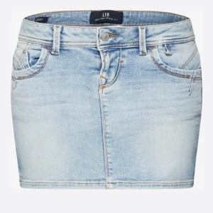 Lbt jeanskjol - Lägger ut igen pga oseriös köpare, ljusblå jeanskjol från ltb. 