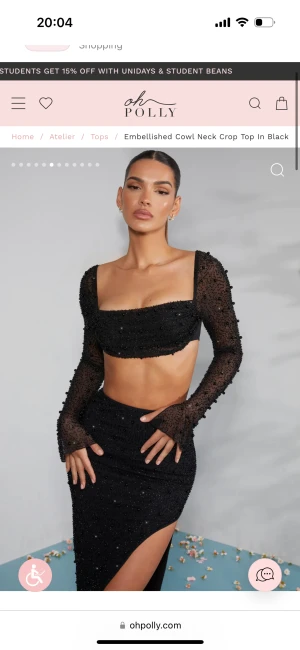 Set från oh polly - Set från oh polly i storlek 12, motsvarar s-m. Använd 1 gång och är i väldigt fint skick