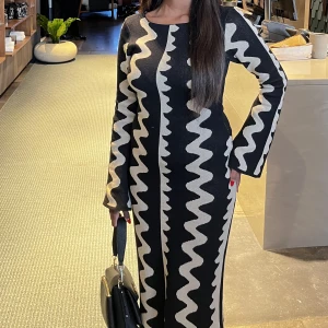 Nakd klänning  - Säljer super fina NA-KD klänningen. Endast använt en gång. Ordinarie pris 899kr säljer för 550kr. 