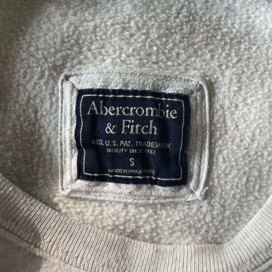 Abercrombie sweatshirt  - 91