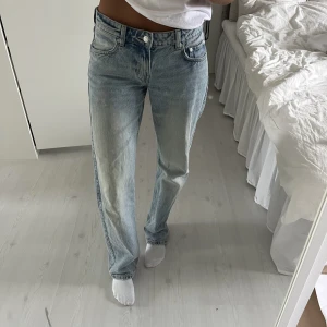 Jeans  - Arrow Jeans från weekday. 