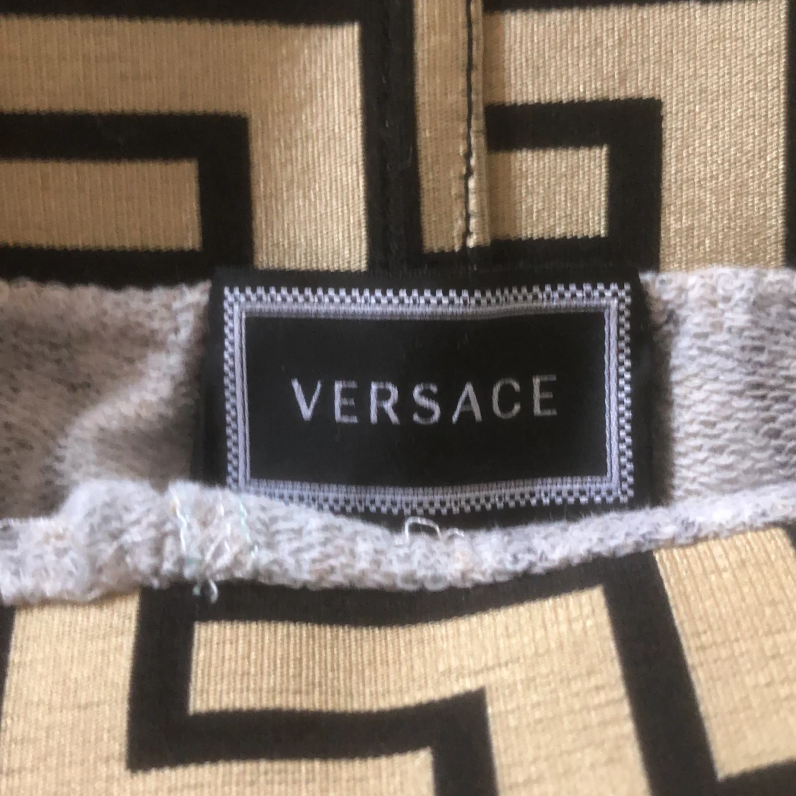 Äkta Versace dress skönt kvalite  - 90