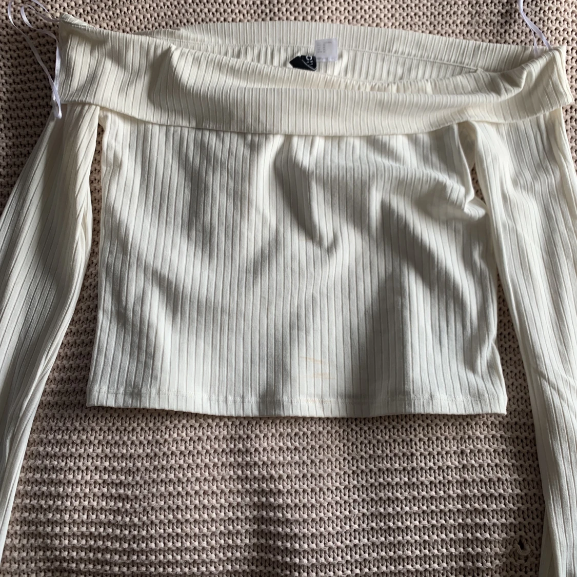 Off soulder tröja från Hm