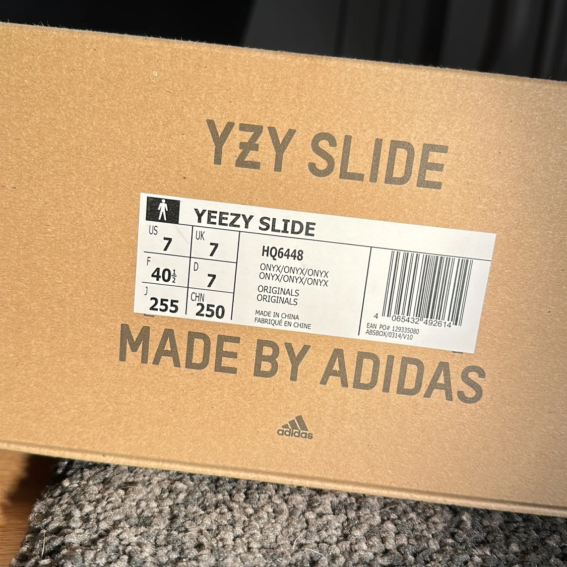 Yeezy slide onyx  - 91