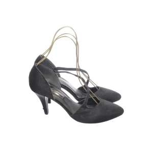 Klackar  - Svarta klackskor, perfekt till sommaren!! 💕