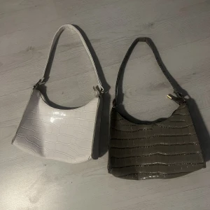 2 väskor  - 50kr för båda